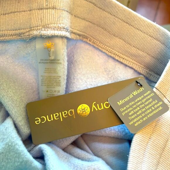 NWT SZ L/XL Lt Blue Mineral Washed Jogger Pants - Picture 2 of 9